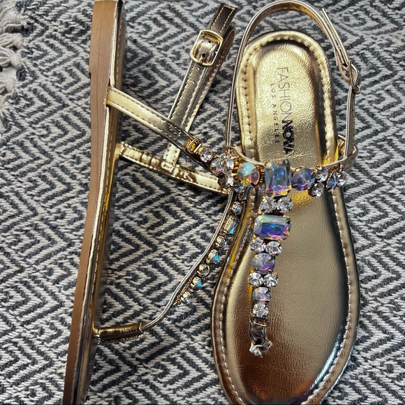 Rose gold flat sandals with gemstones - Picture 15 of 16